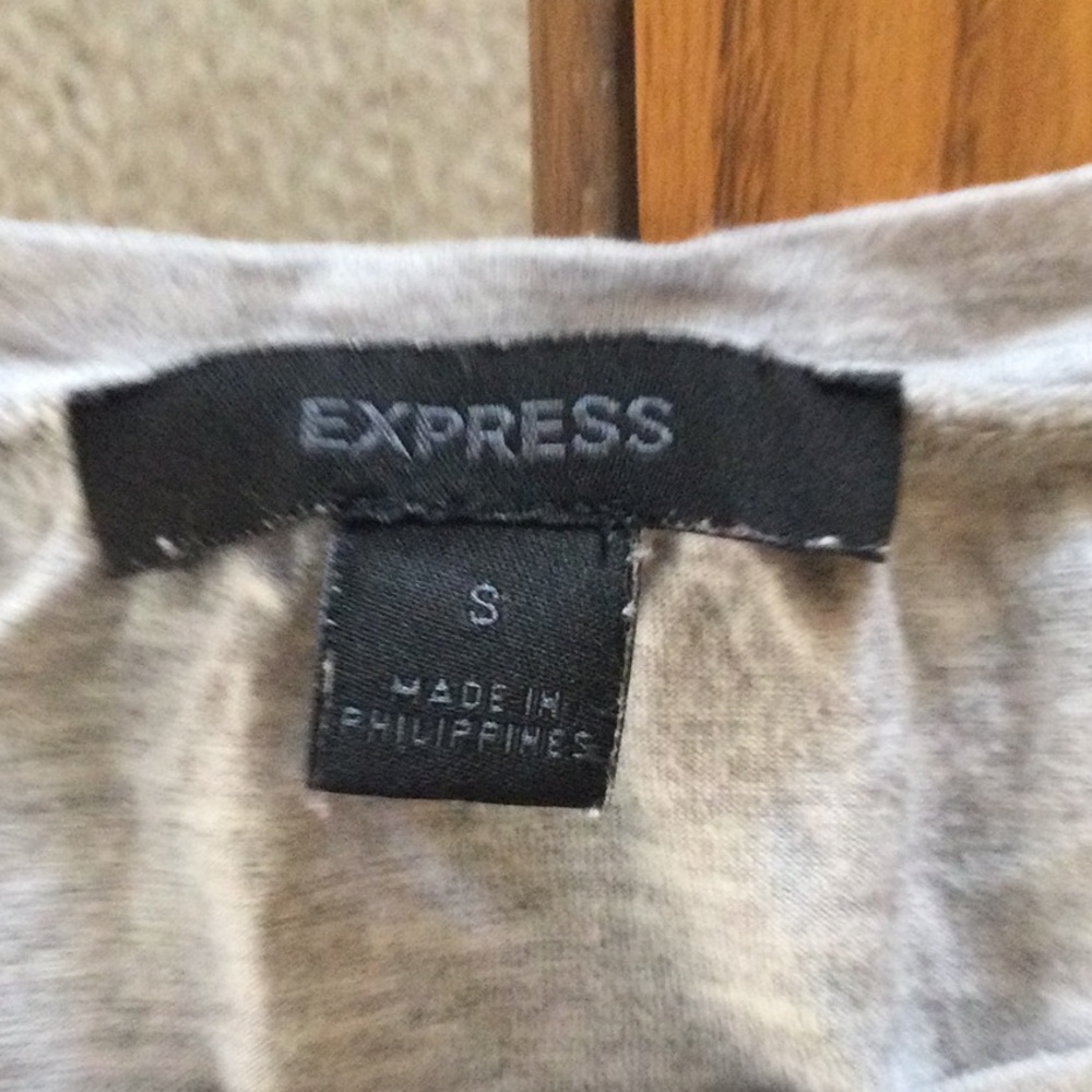 Express Crop Top - Picture 5 of 5